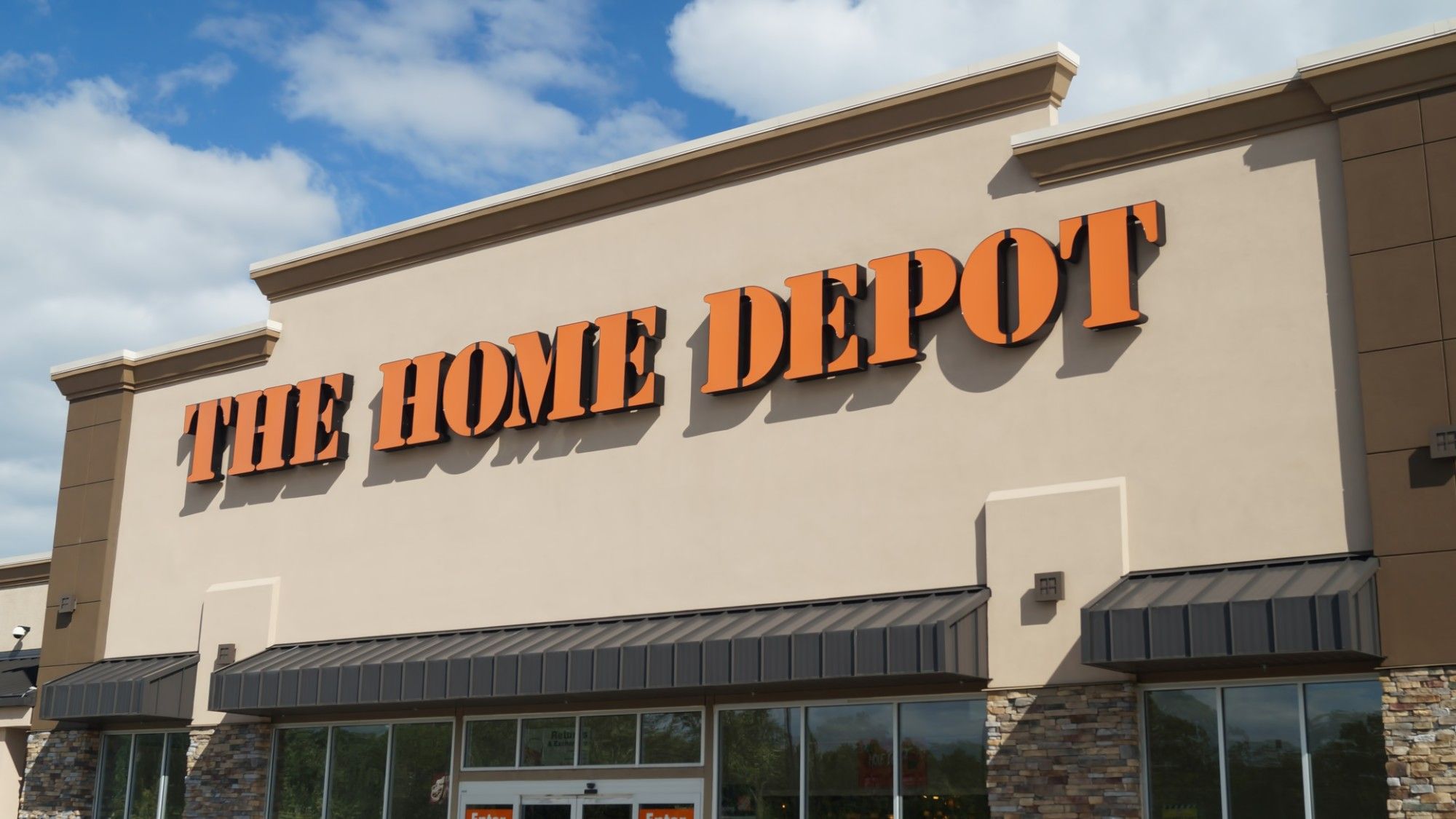 Home Depot reportedly left internal systems at risk for over a year